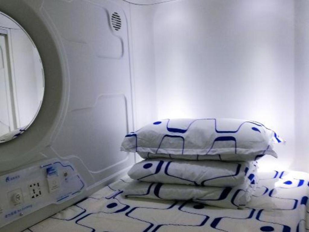 Spot On 89726 Capsule Inn Κότα Κιναμπαλού Εξωτερικό φωτογραφία